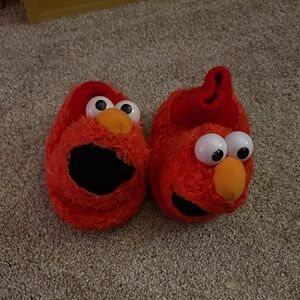 Red Elmo Plush Kids Slippers - Cozy Character Shoes